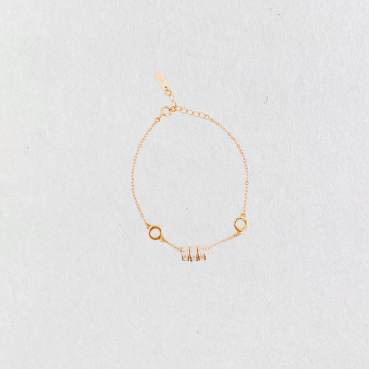 Dainty Ice bracelet